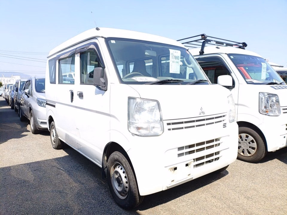 MITSUBISHI MINICAB