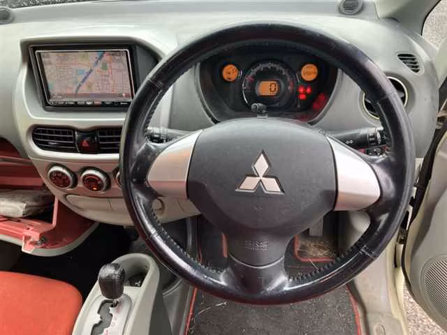 MITSUBISHI I