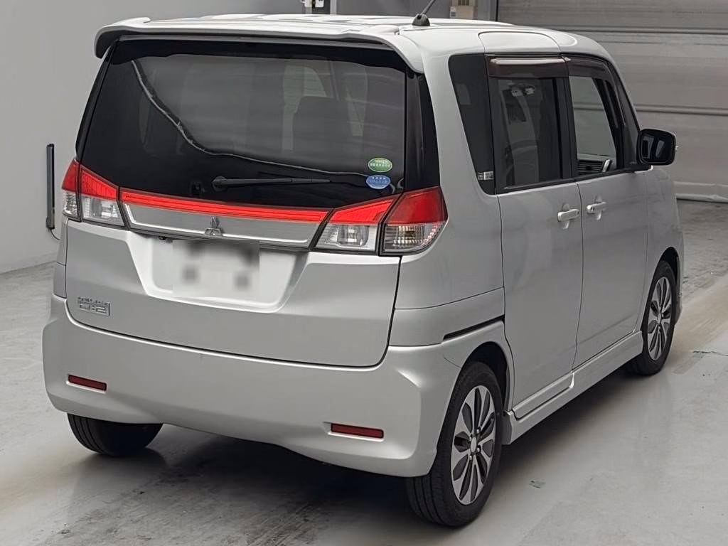 MITSUBISHI DELICA D:2