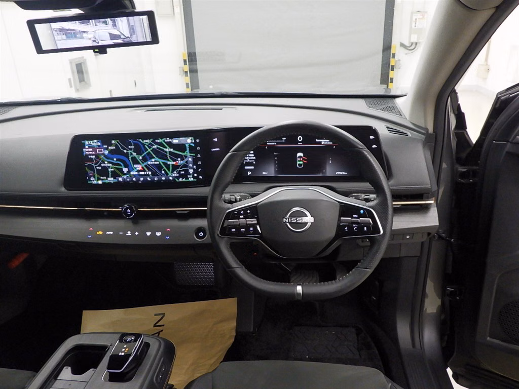 NISSAN ARIYA