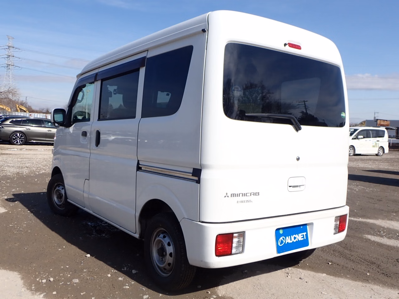 MITSUBISHI MINICAB