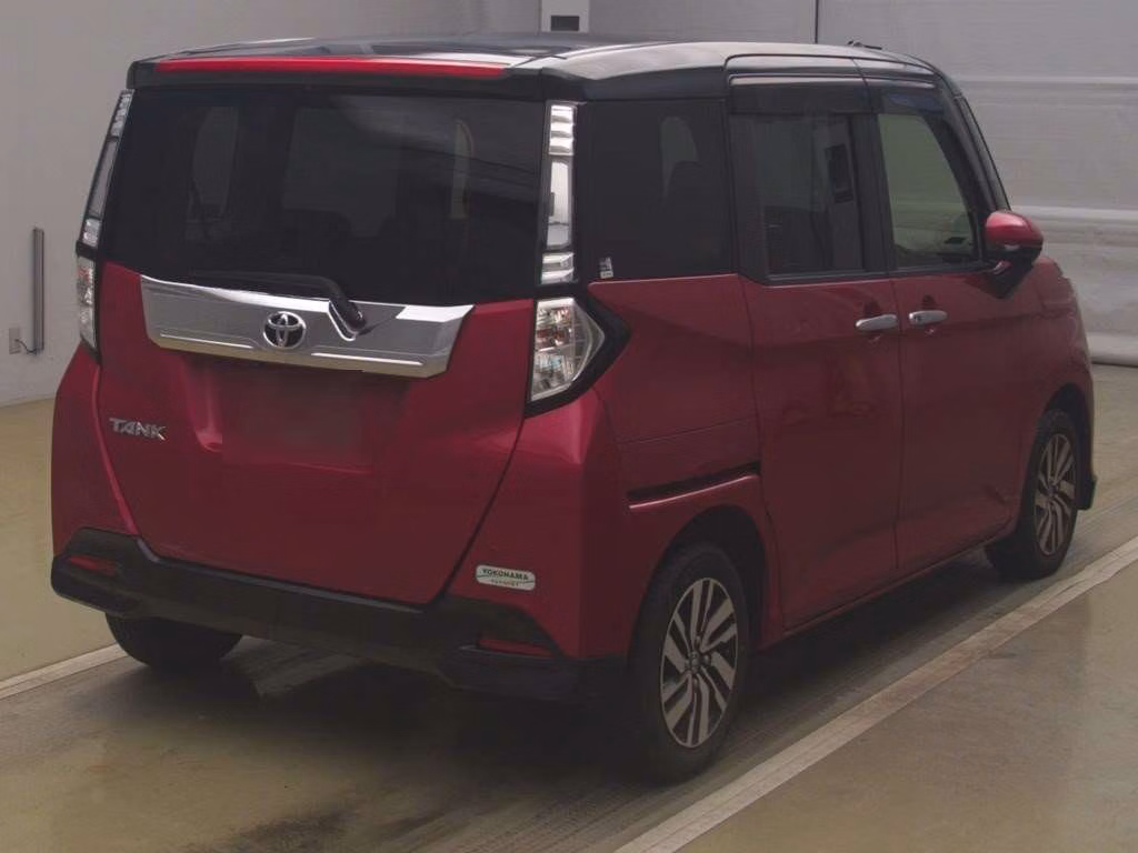 TOYOTA TANK