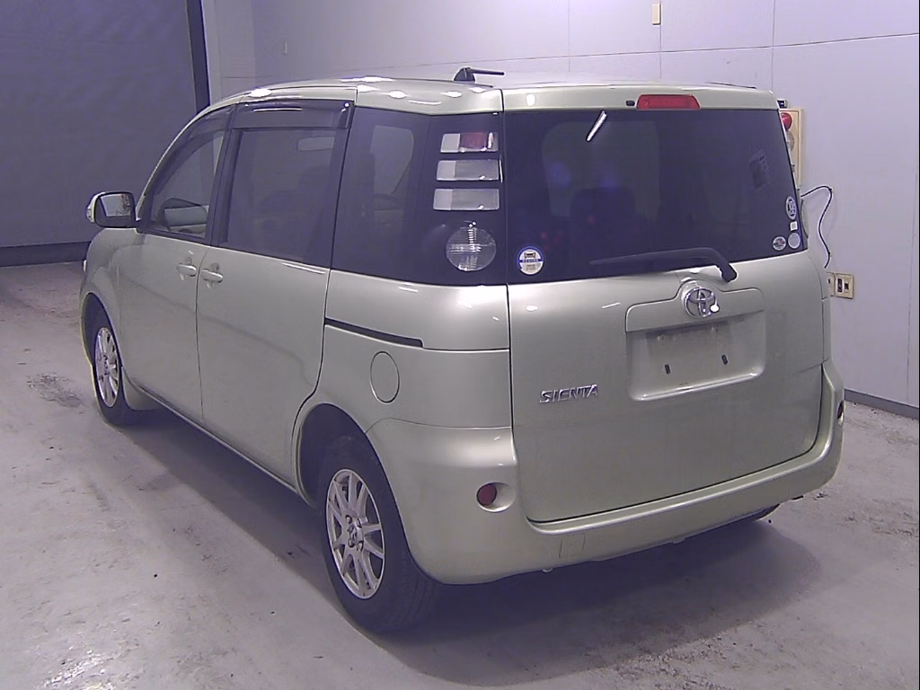 TOYOTA SIENTA