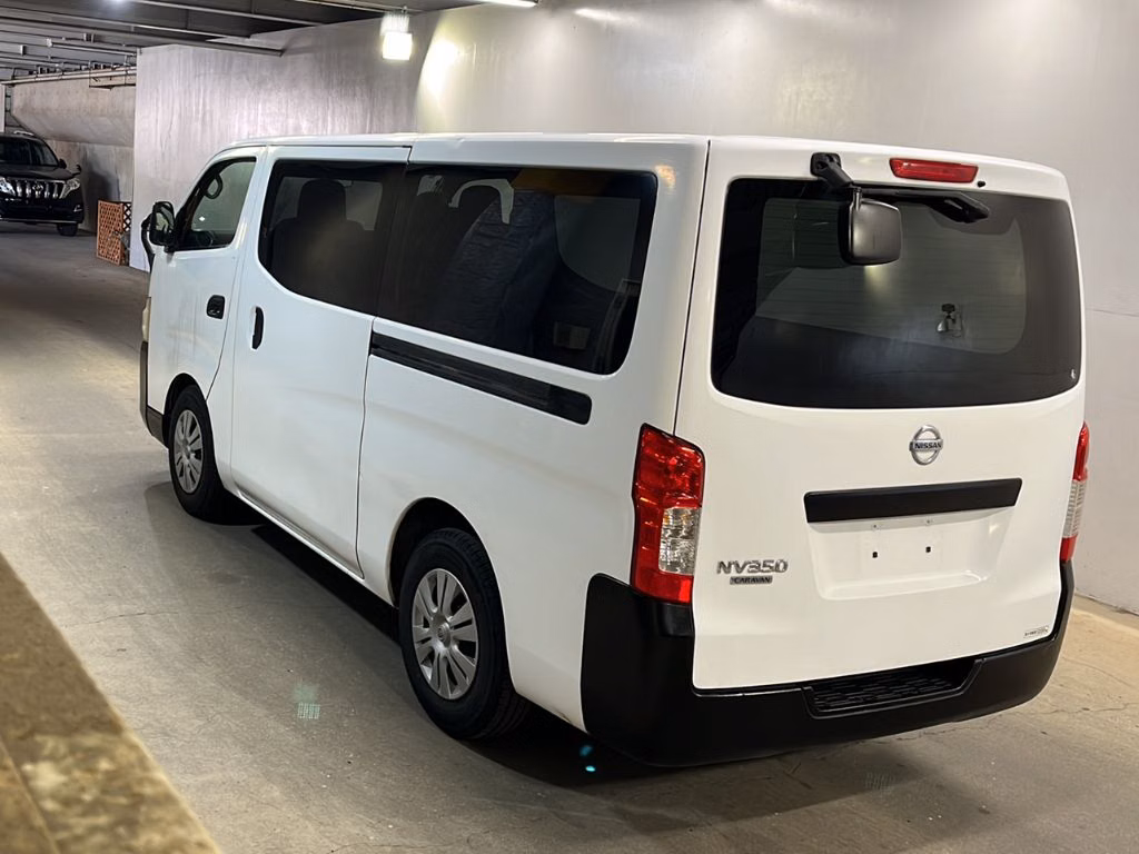 NISSAN NV350 CARAVAN