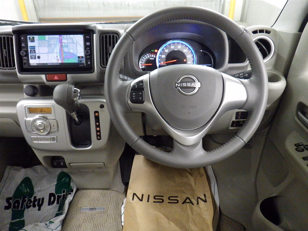 NISSAN NV100 CLIPPER