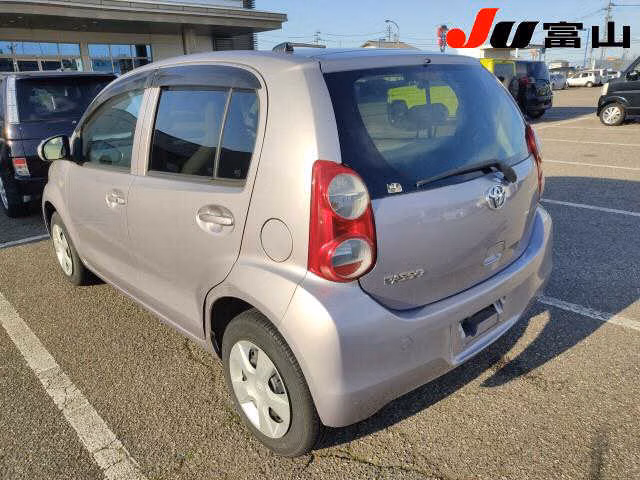 TOYOTA PASSO