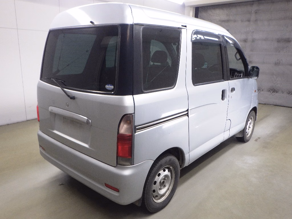 DAIHATSU ATRAI