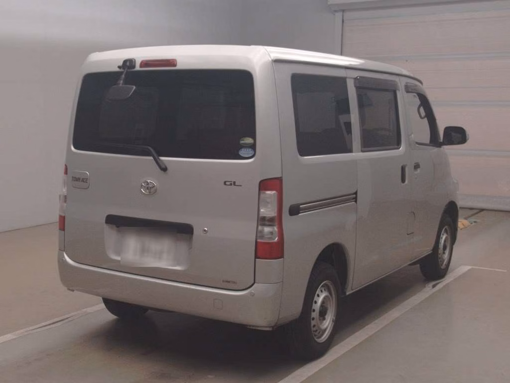 TOYOTA TOWN ACE