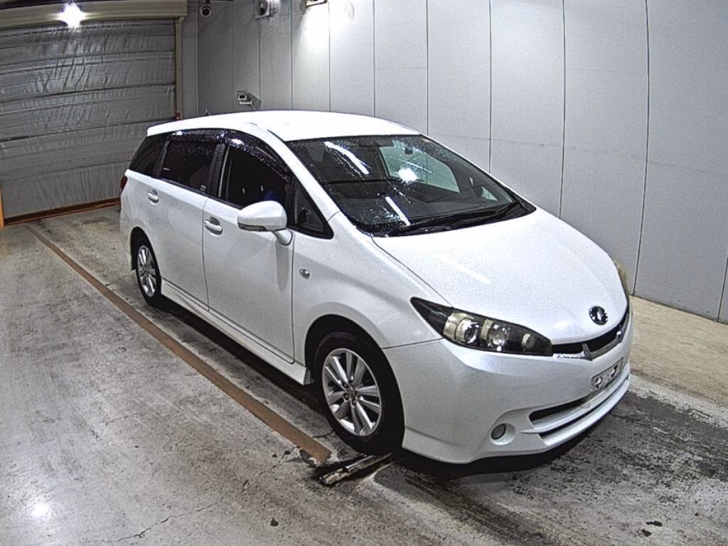 TOYOTA WISH