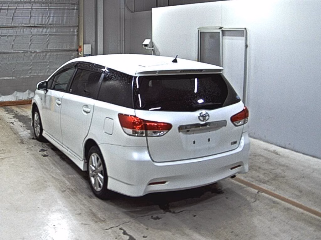 TOYOTA WISH