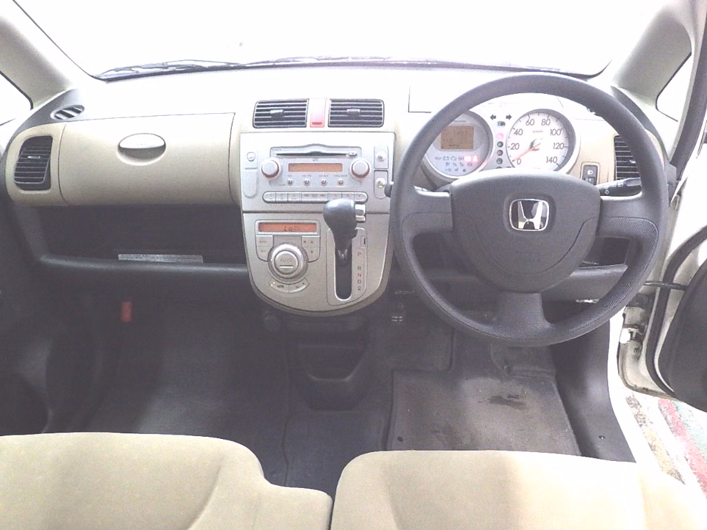 HONDA LIFE