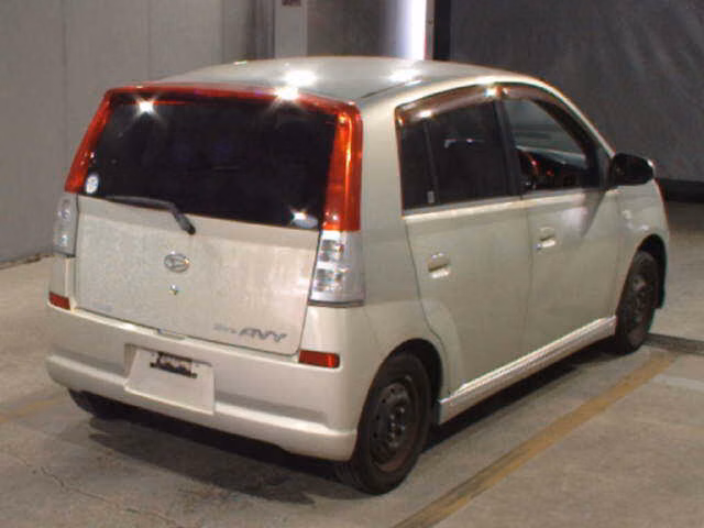 DAIHATSU MIRA AVY