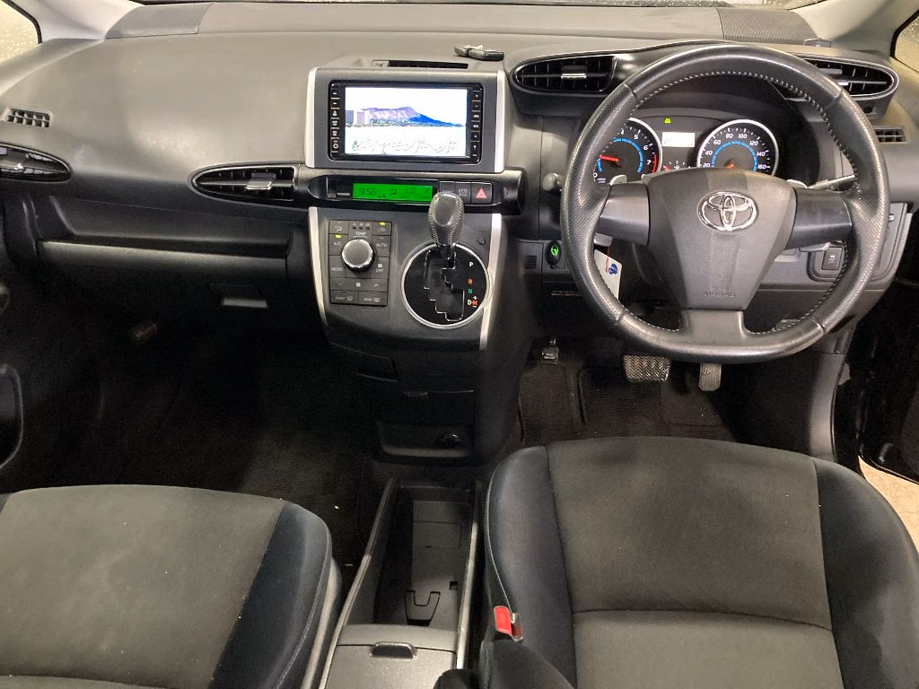 TOYOTA WISH