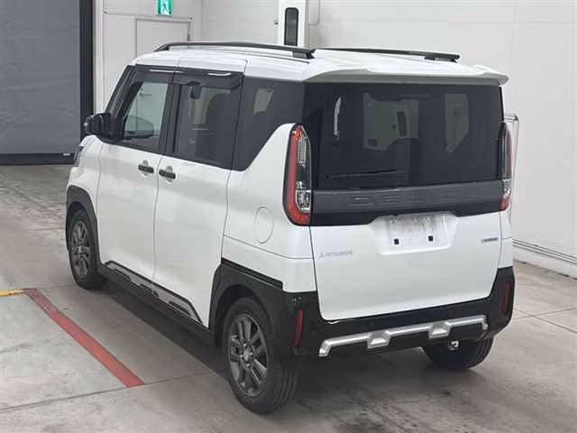 MITSUBISHI DELICA MINI