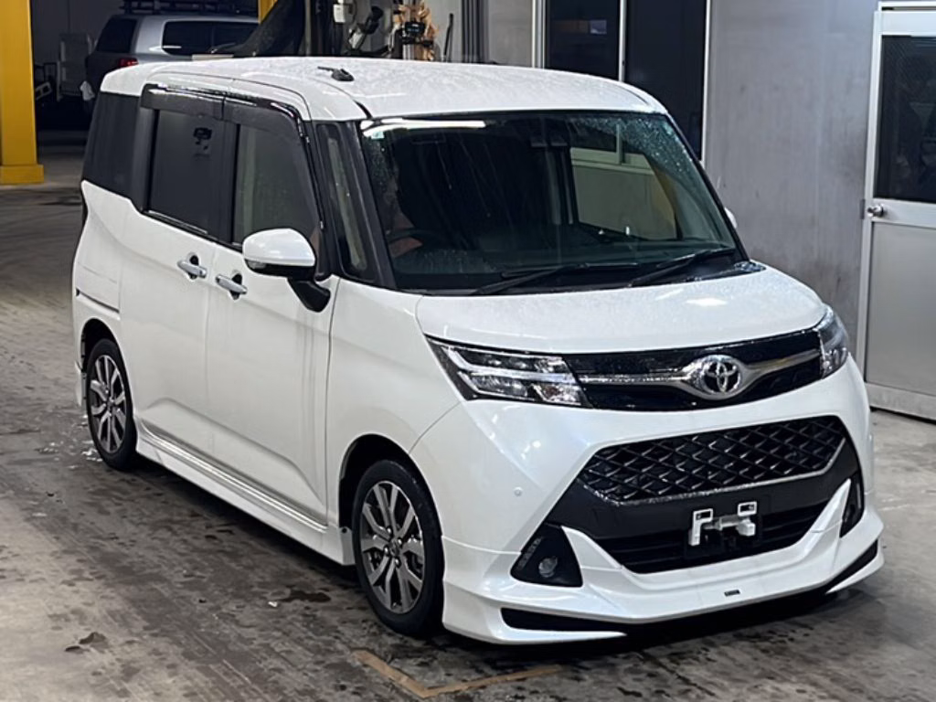 TOYOTA TANK