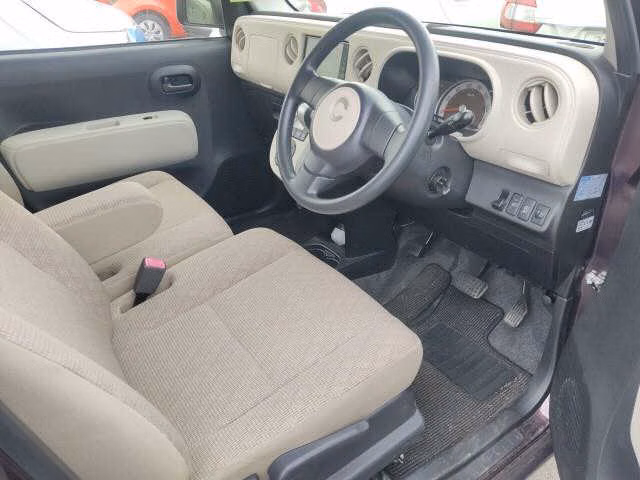 DAIHATSU MIRA COCOA