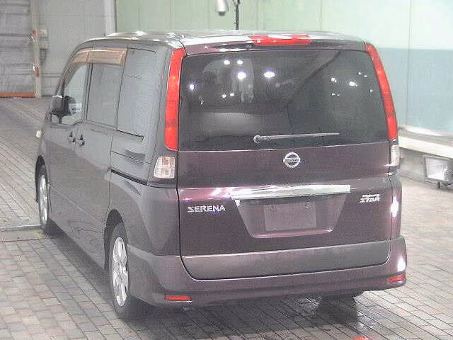 NISSAN SERENA