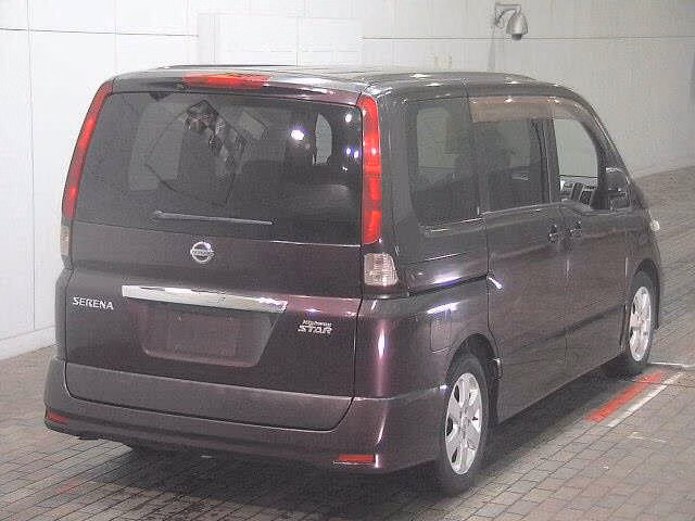NISSAN SERENA