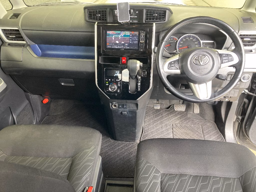 TOYOTA TANK