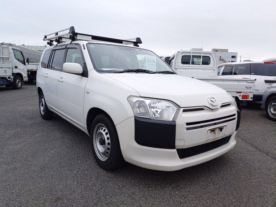 MAZDA FAMILIA
