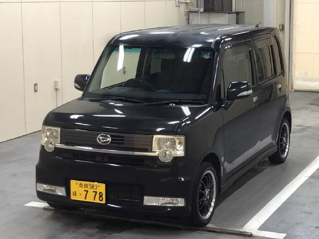 DAIHATSU MOVE CONTE