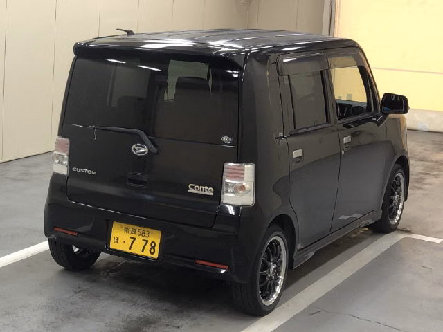 DAIHATSU MOVE CONTE