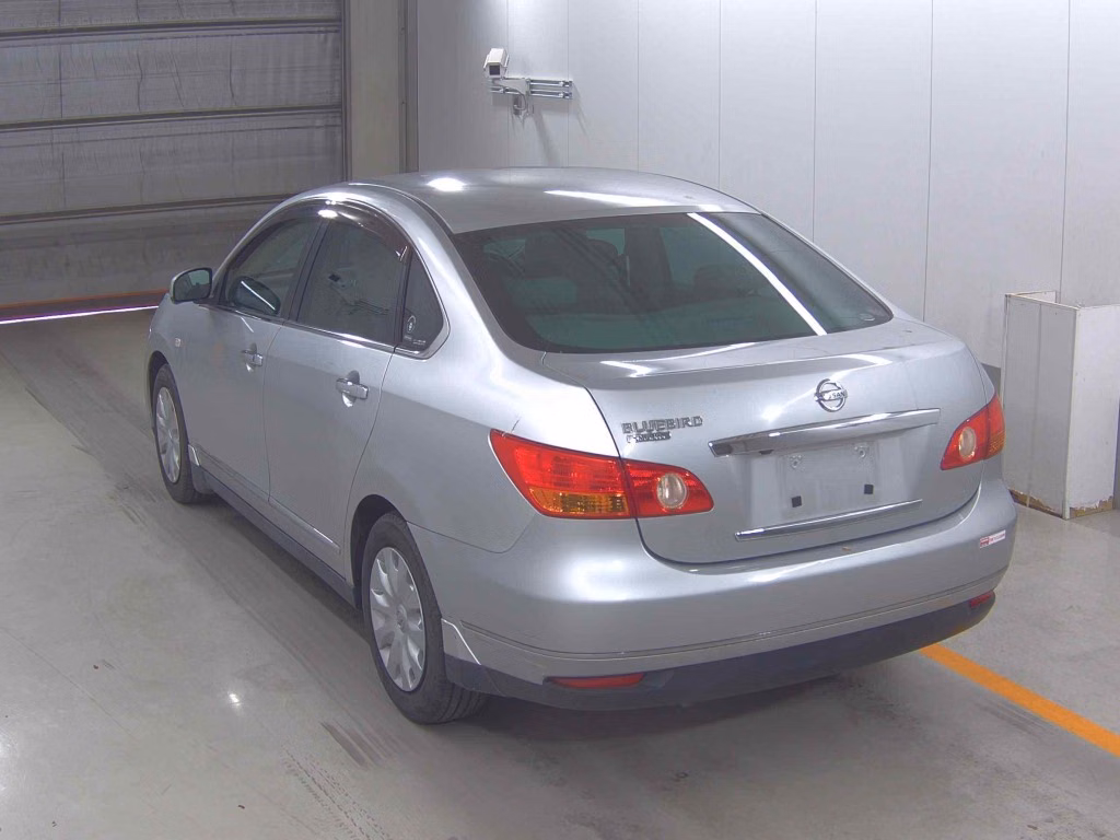 NISSAN BLUEBIRD SYLPHY