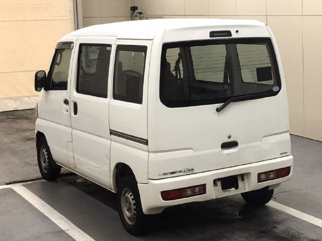 MITSUBISHI MINICAB