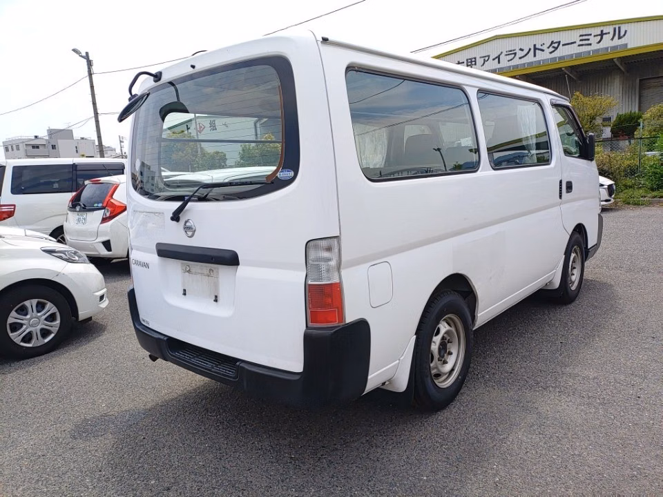 NISSAN CARAVAN