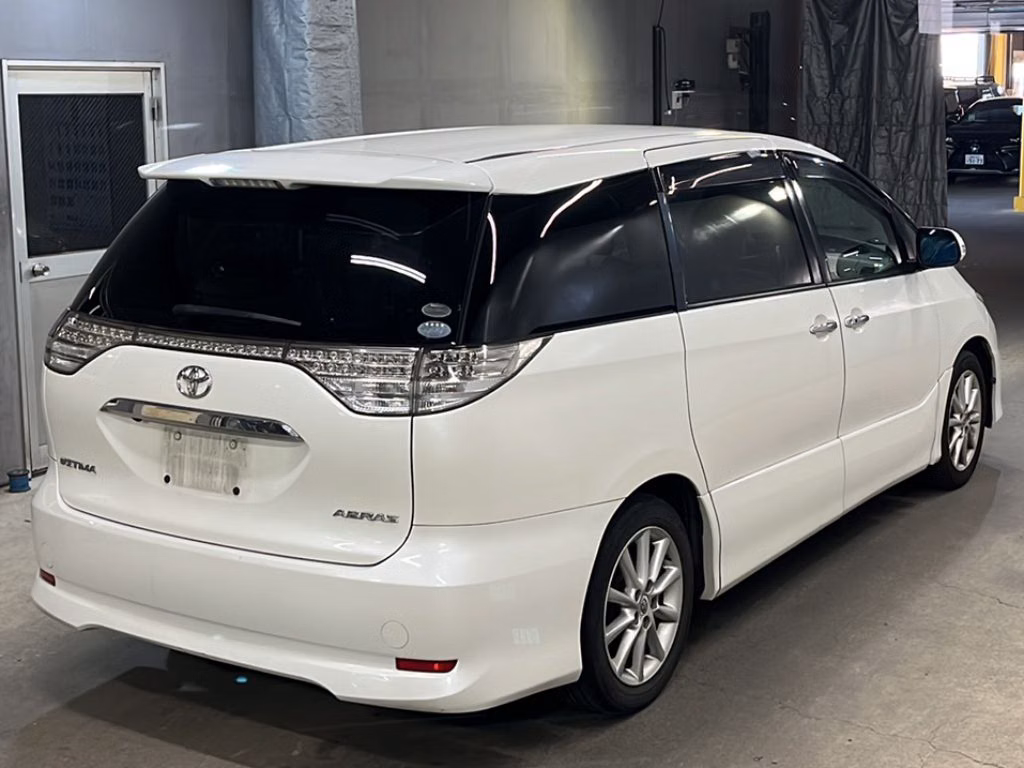 TOYOTA ESTIMA