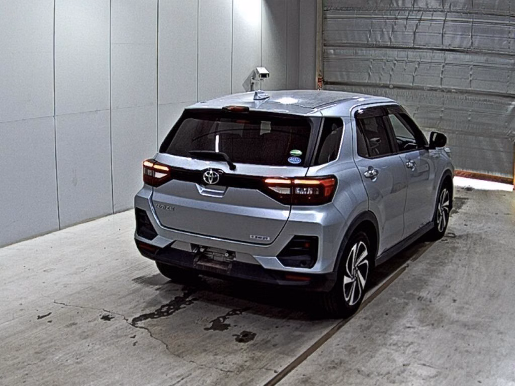 TOYOTA RAIZE