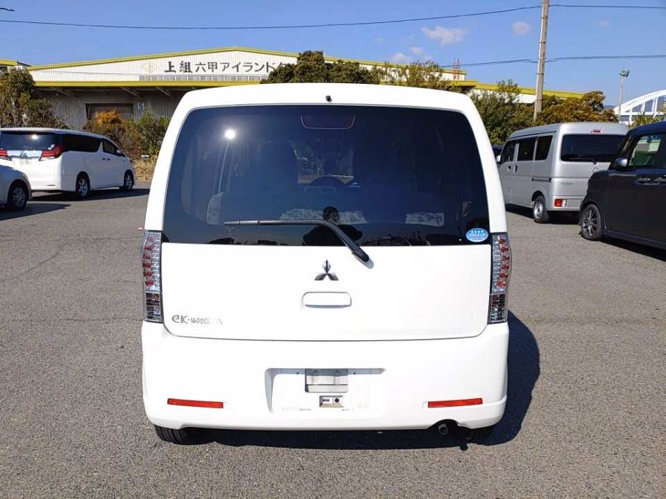 MITSUBISHI EK WAGON