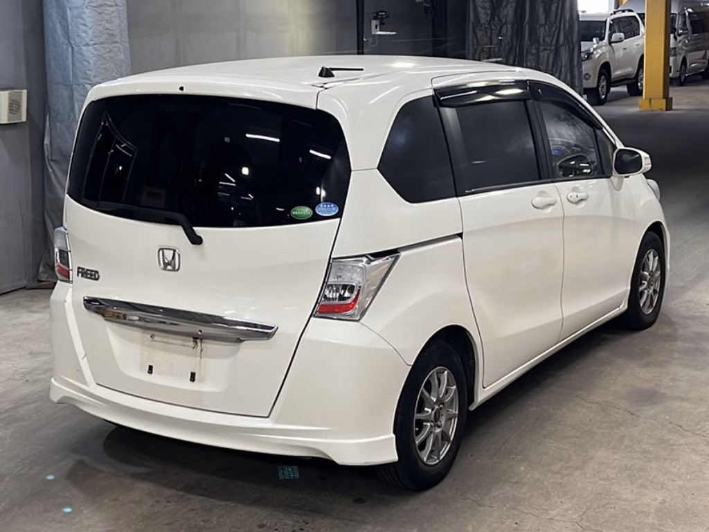 HONDA FREED