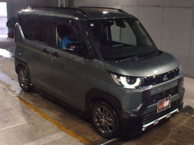 MITSUBISHI DELICA MINI