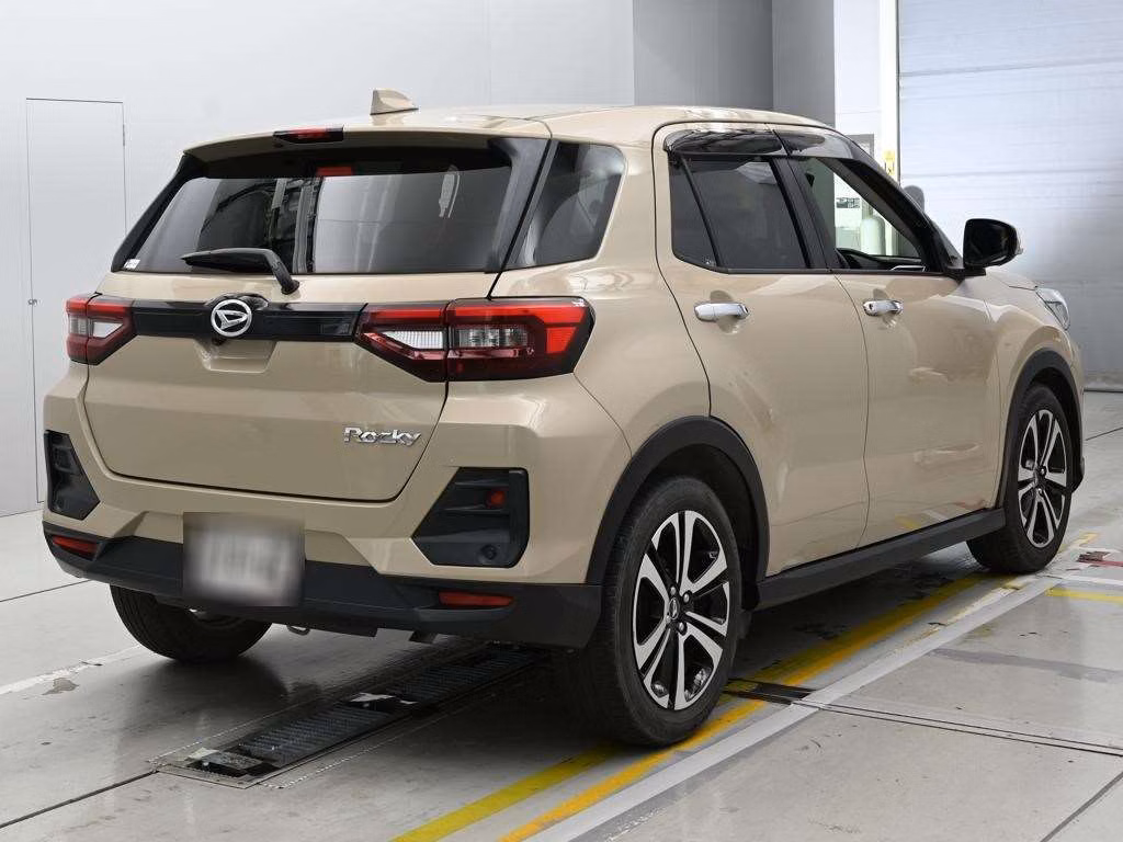 DAIHATSU ROCKY