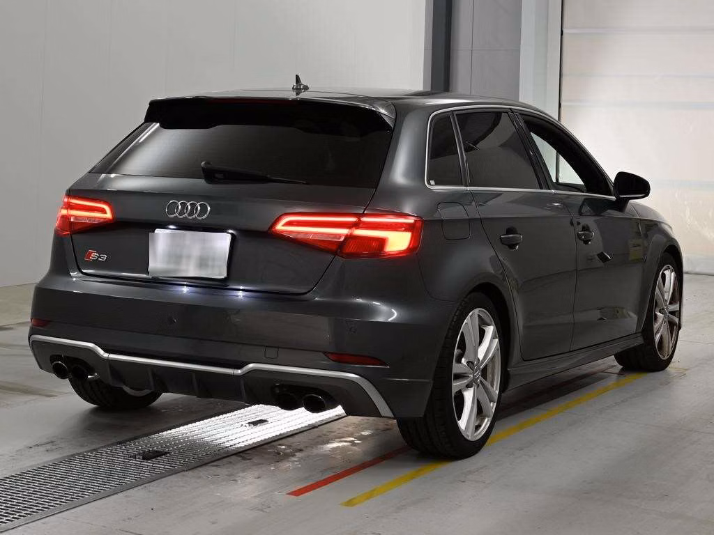 AUDI S3