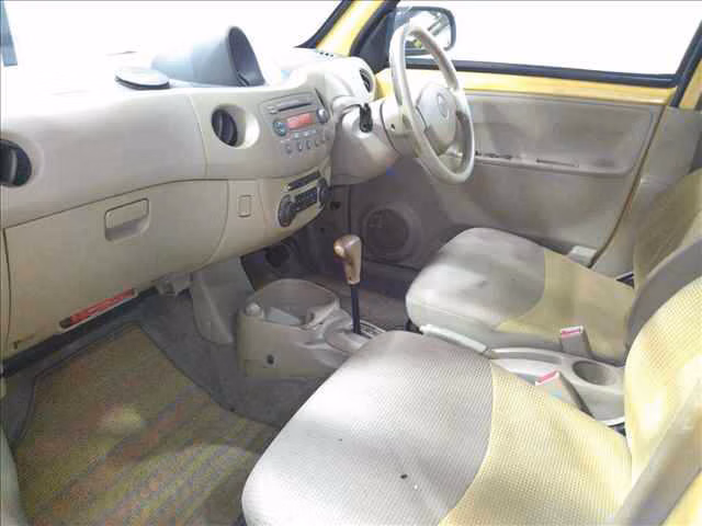 DAIHATSU ESSE