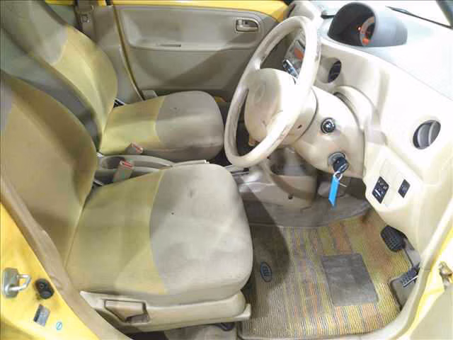DAIHATSU ESSE