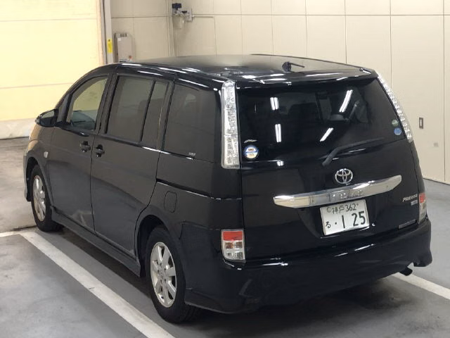 TOYOTA ISIS