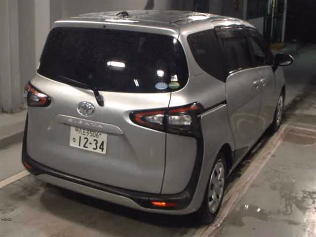TOYOTA SIENTA
