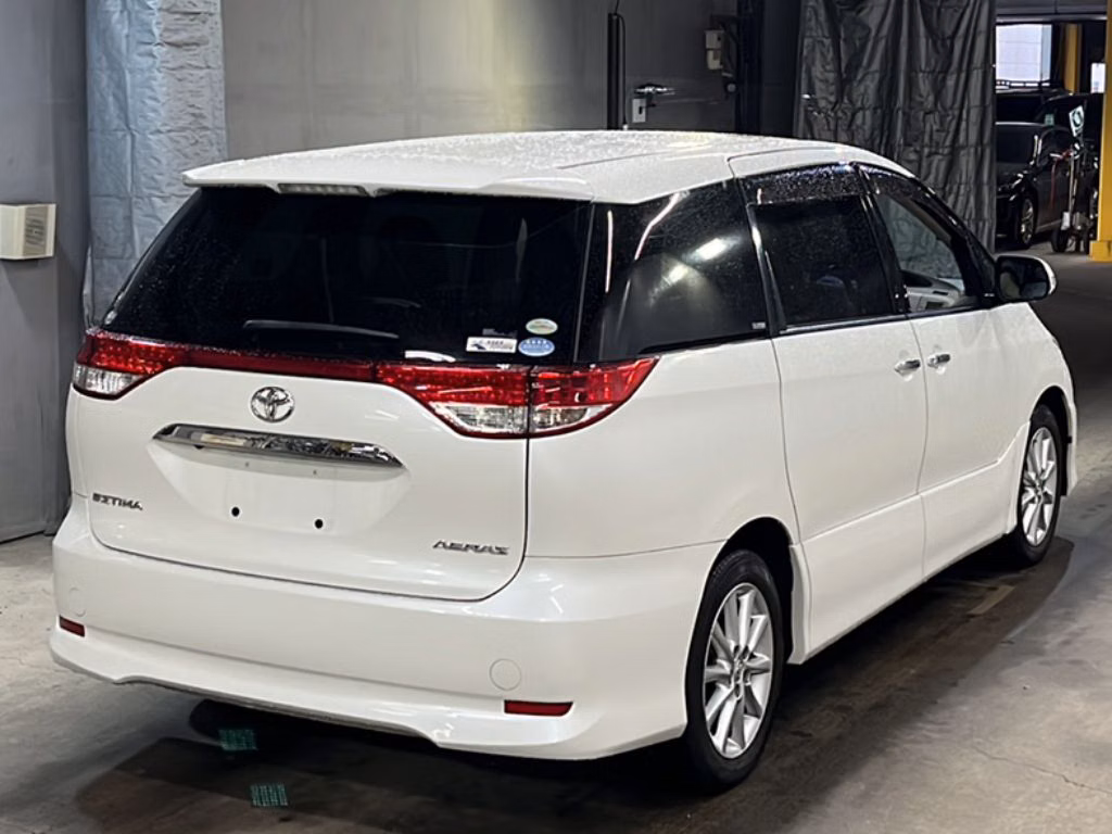 TOYOTA ESTIMA