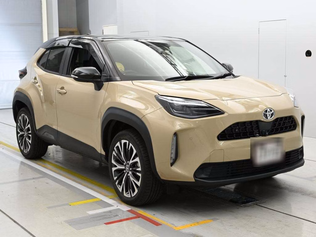 TOYOTA YARIS CROSS