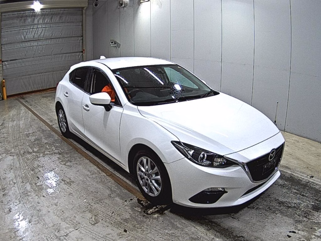 MAZDA AXELA