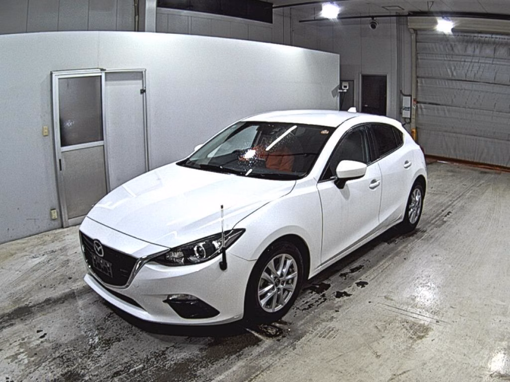 MAZDA AXELA