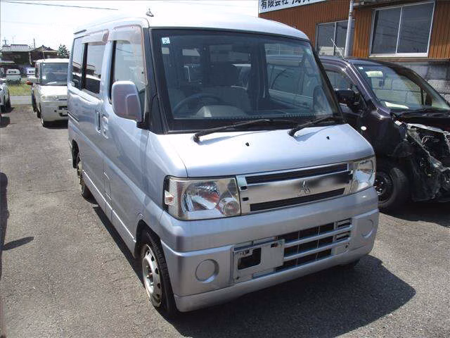 MITSUBISHI TOWN BOX