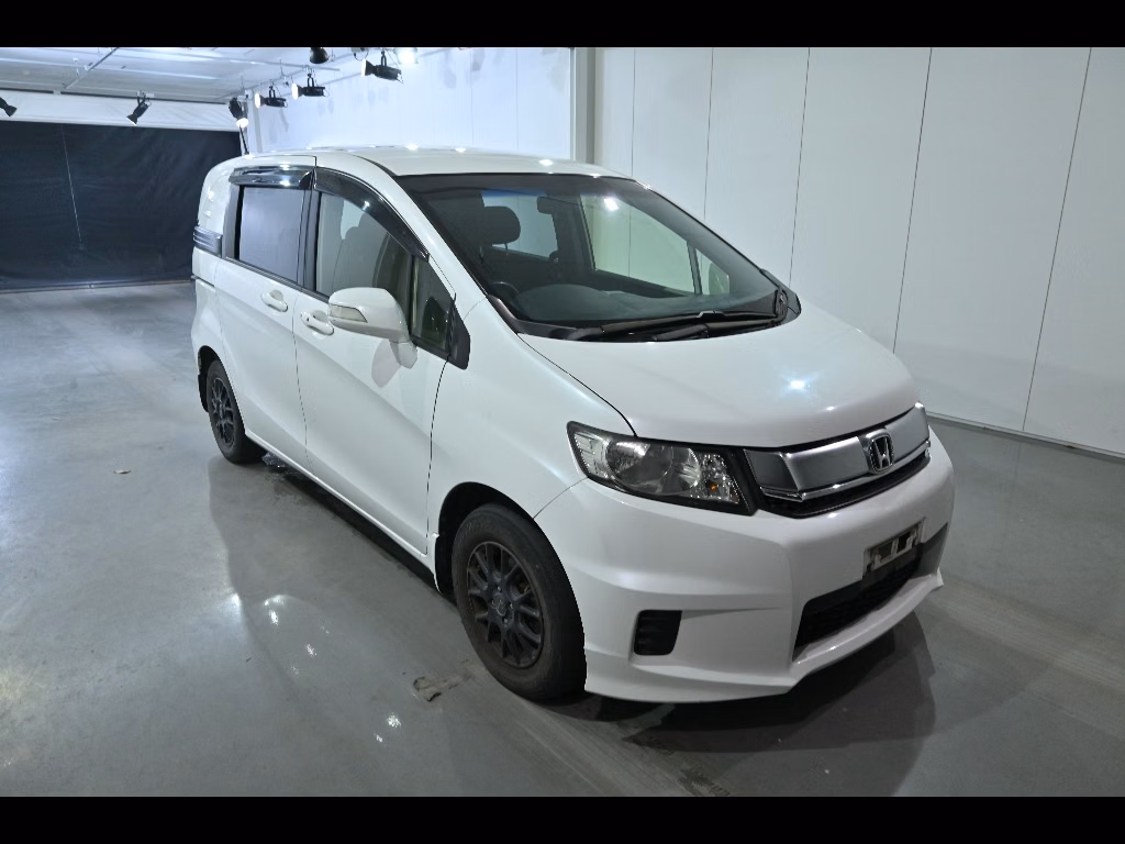 HONDA FREED SPIKE