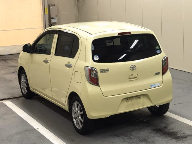 TOYOTA PIXIS EPOCH