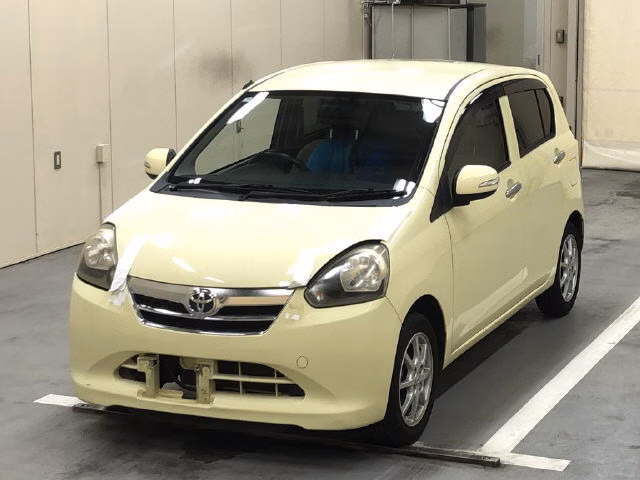 TOYOTA PIXIS EPOCH