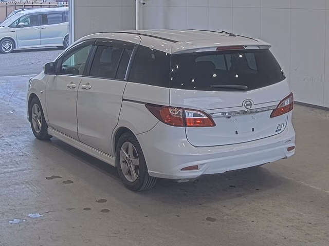 NISSAN LAFESTA