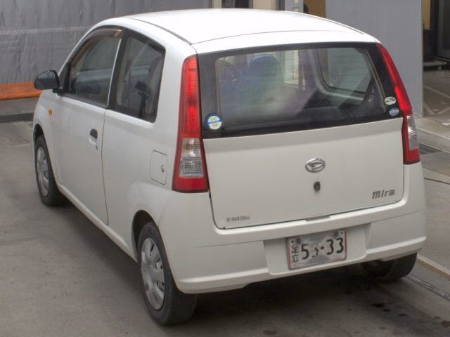 DAIHATSU MIRA
